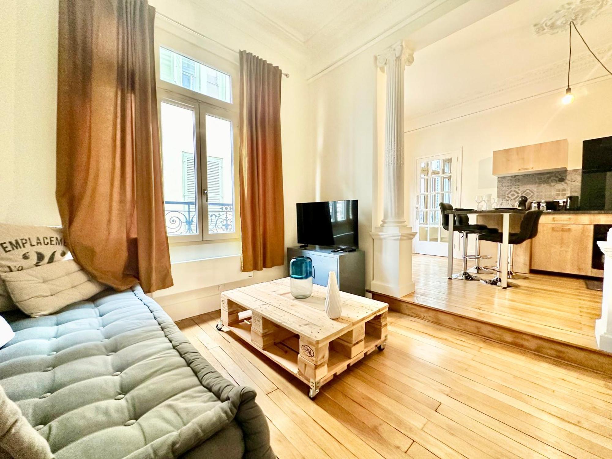 Ferienwohnung Le Pantheon, Urbain Et Authentique Limoges Exterior foto